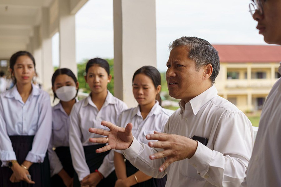 IT literacy and Soft-Life Skills
